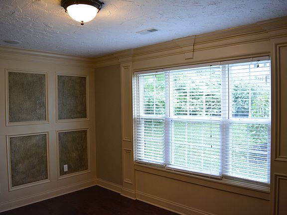 4th image of 10840 Parkgate Ln