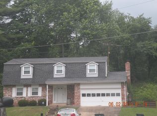 2000 Arona Rd, Fort Washington, MD 20744