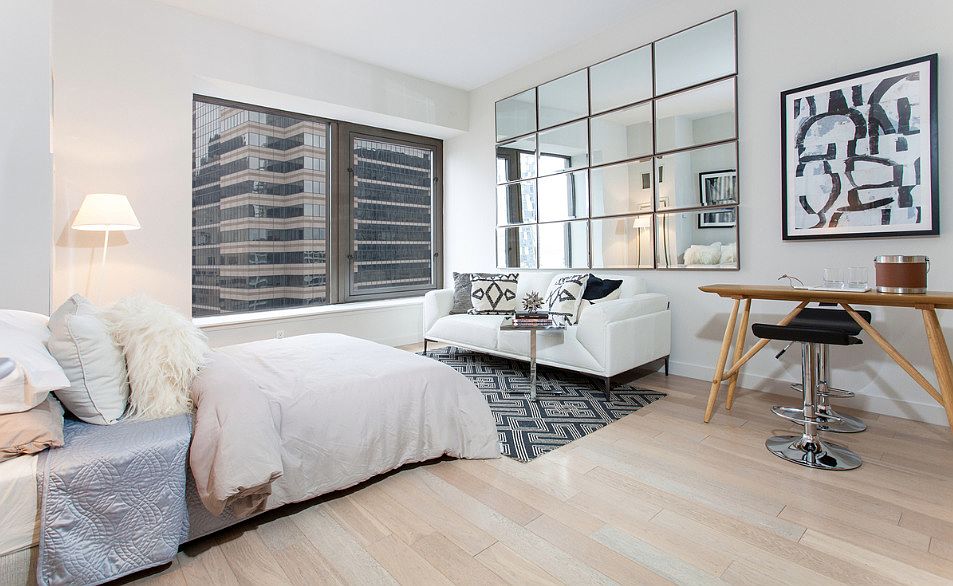1st image of 75 Wall St APT 27H