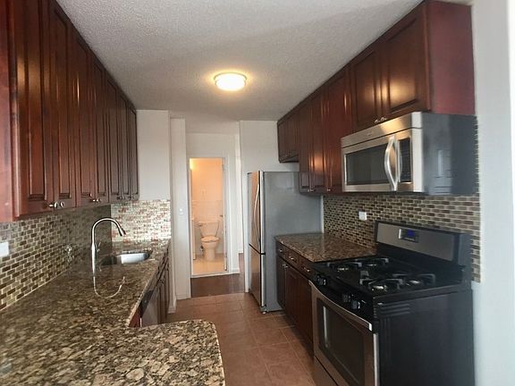 5th image of 150 W 225th St APT 33H