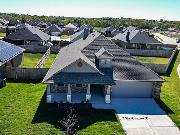3rd image of 2108 Denson Dr