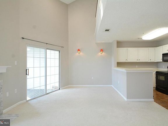5th image of 273 S Pickett St APT 147