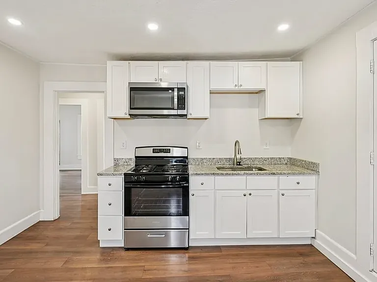 1 Rockdale Ave #2 — Photo 14