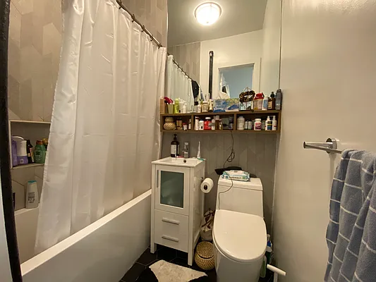 Rented by Owner | media 17