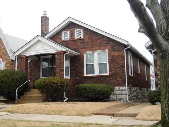 2nd image of 5944 Park Ln