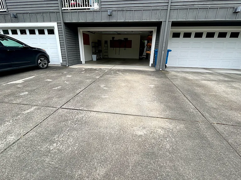 1923 42nd Ave E — Photo 22