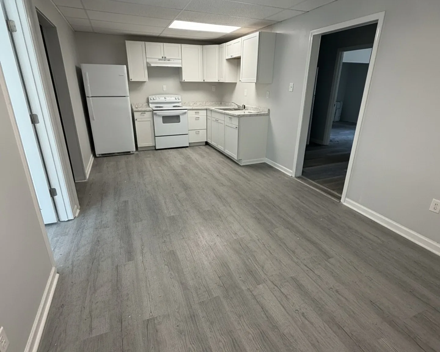 615 E Court Street - A — Photo 2