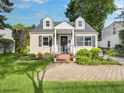 32 Irving Johnson Street, East Northport, NY, 11731