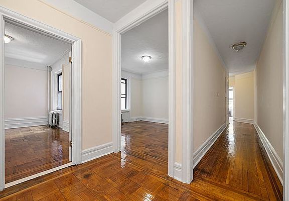 4th image of 612 W 178th St APT 45