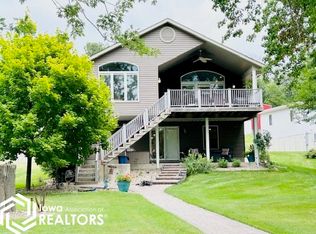 104 Valley Rd, Montezuma, IA 50171