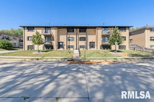 1646 W 42nd St #3 Photo 1