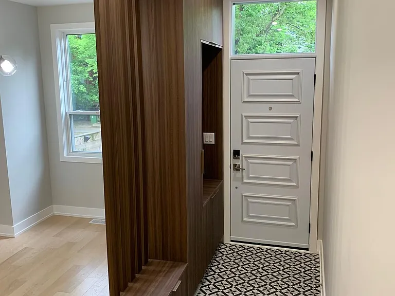 227 Logan Ave — Photo 11