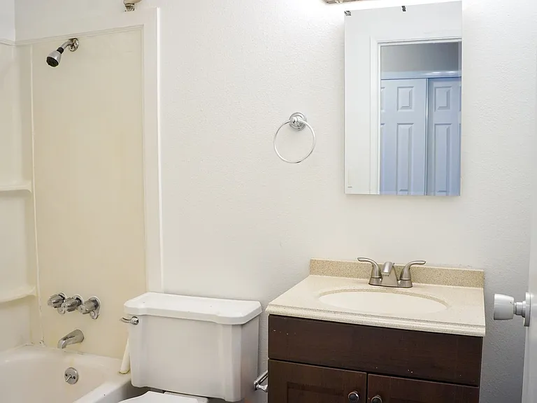 3115 SW 12th Ave #309 — Photo 13