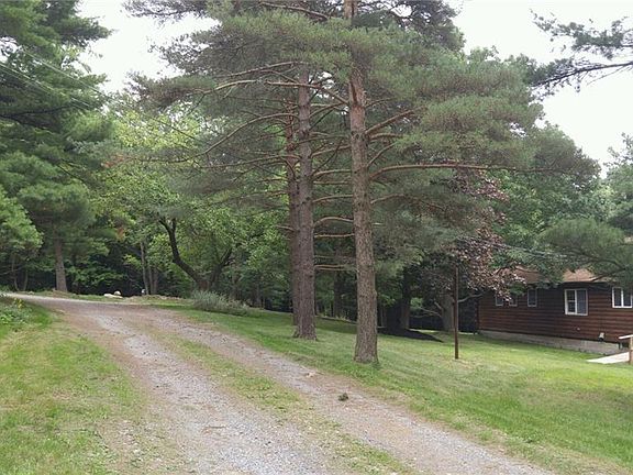 4th image of 4911 Chipmunk Dr