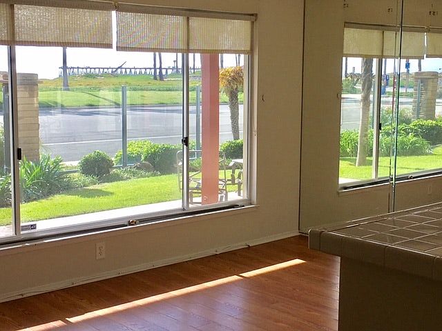 1st image of 709 Ocean View Dr #1