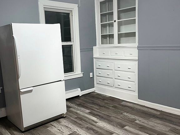 5th image of 166 Purchase St #1