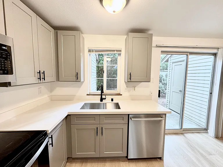 5603 220th St SW #4 — Photo 7