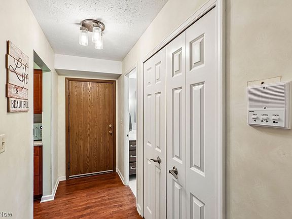 4th image of 1625 Cedarwood Dr APT 116