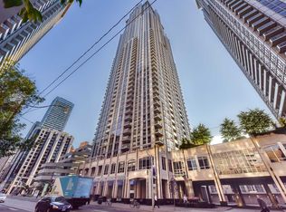 763 Bay St #11, Toronto, ON M5G 2R3