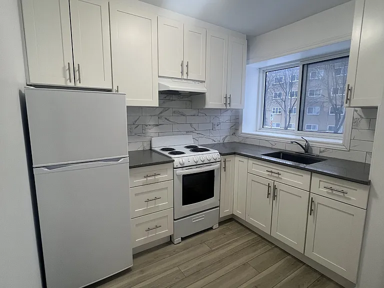 630 Cummings Ave — Photo 263