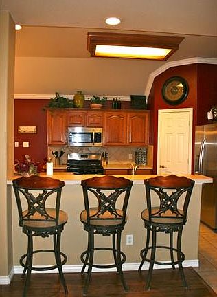 4th image of 6104 Huntington Dr