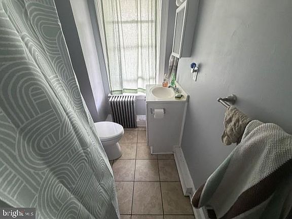 3rd image of 622-624 Market St