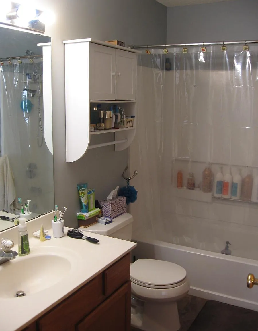 2 bed, 1.5 bath, 1320 sqft, $1,995 — Photo 2