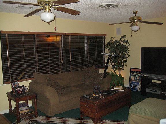 Living Room (built in surround sound)