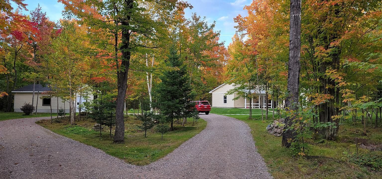 17887 S Riverside Dr, Pickford, MI 49774 Zillow