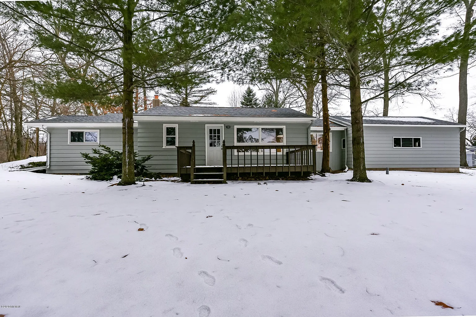 708 W Hickory Rd photo 1