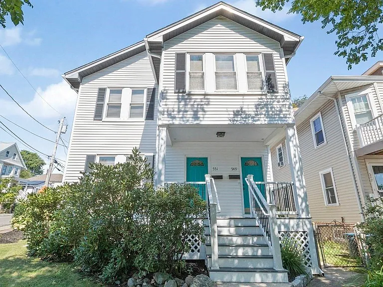 549 Main St #1 — Photo 2