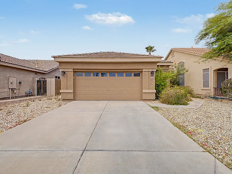6932 W Blackhawk Dr — Photo 3