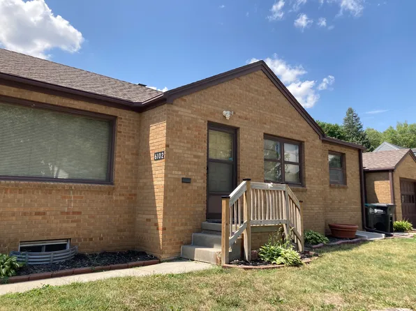 6102 William St, Omaha, NE 68106