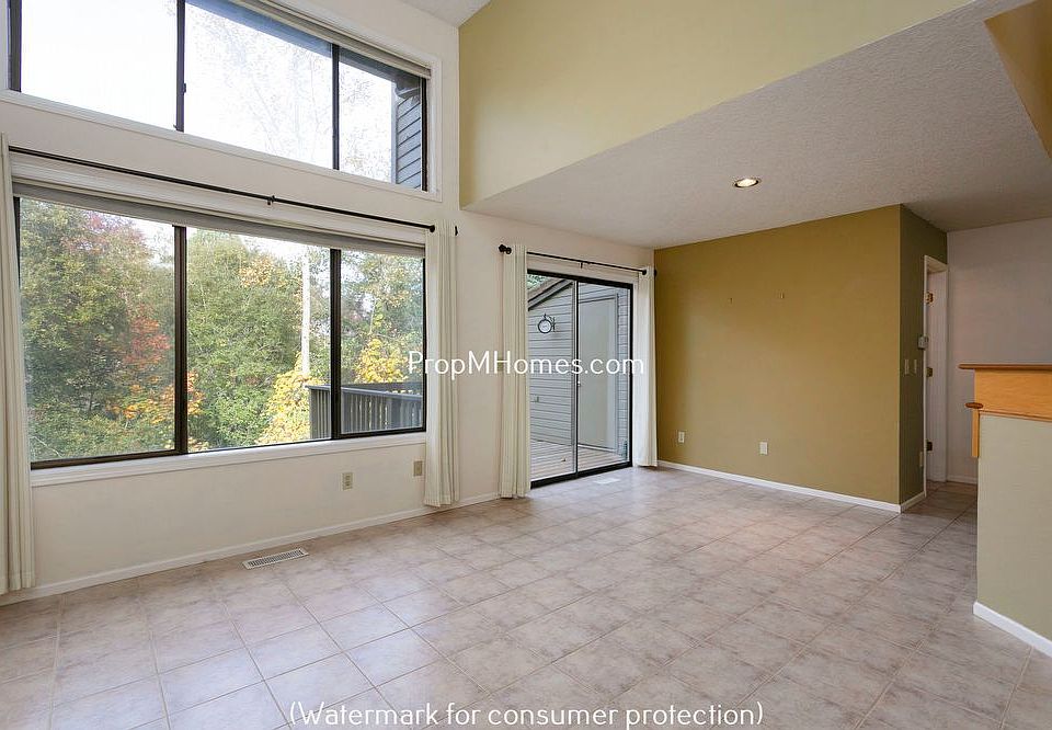 1st image of 6231 Meridian Cir