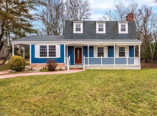 927 Hardwick Rd, Hardwick, NJ 07825