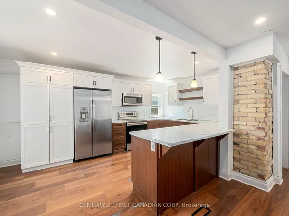 229 Saint Julien St, London, ON N5Z 2N2