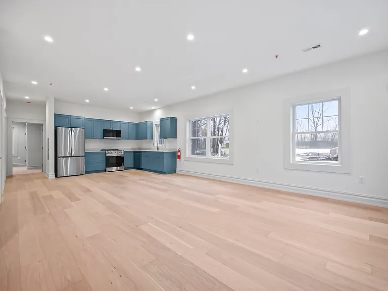1209 Littleton Rd #B — Photo 7