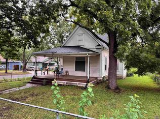 1523 SW Western Ave, Topeka, KS 66604
