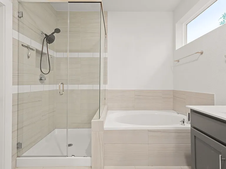 8922 Menchaca Rd #701 — Photo 17
