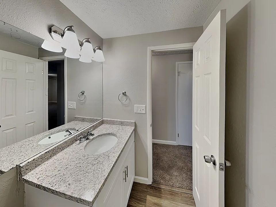 1st image of 735 Eldora Pl
