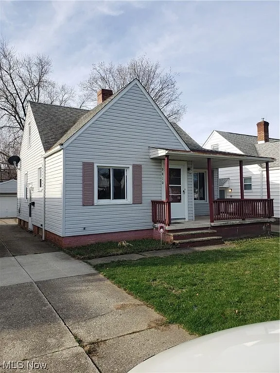 9410 McCracken Blvd photo 1