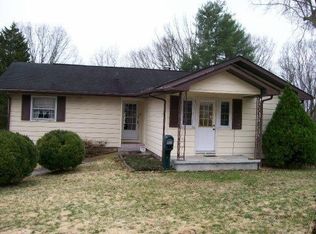 177 Califnoria Ave, Oak Ridge, TN 37830