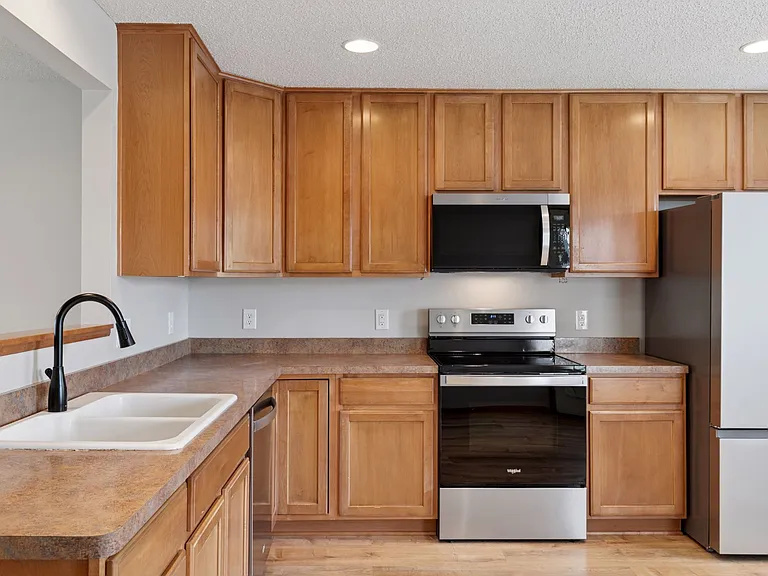 15130 Fanning Dr N #1 — Photo 16