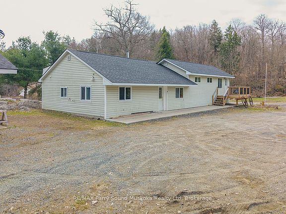 2nd image of 92 Blue Lake Rd