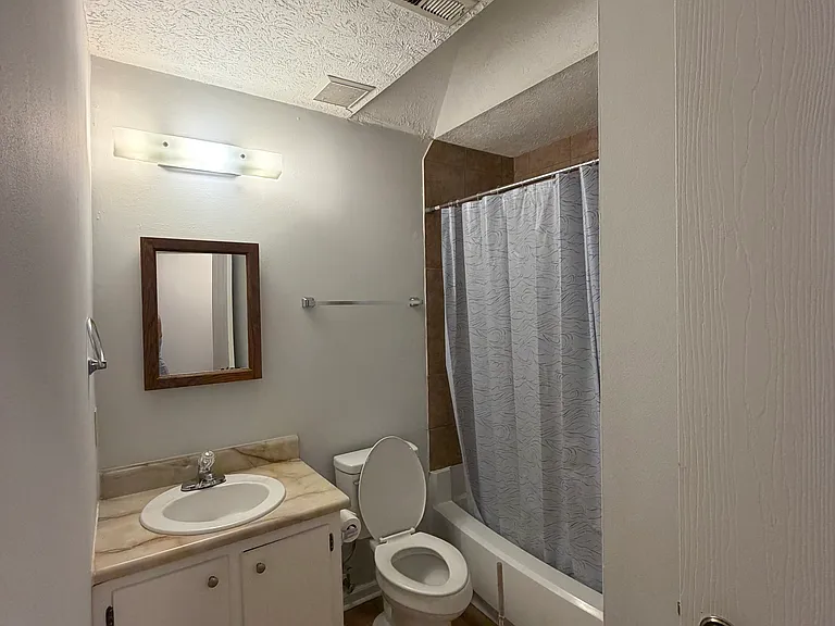 8609 Keegan Ct — Photo 55