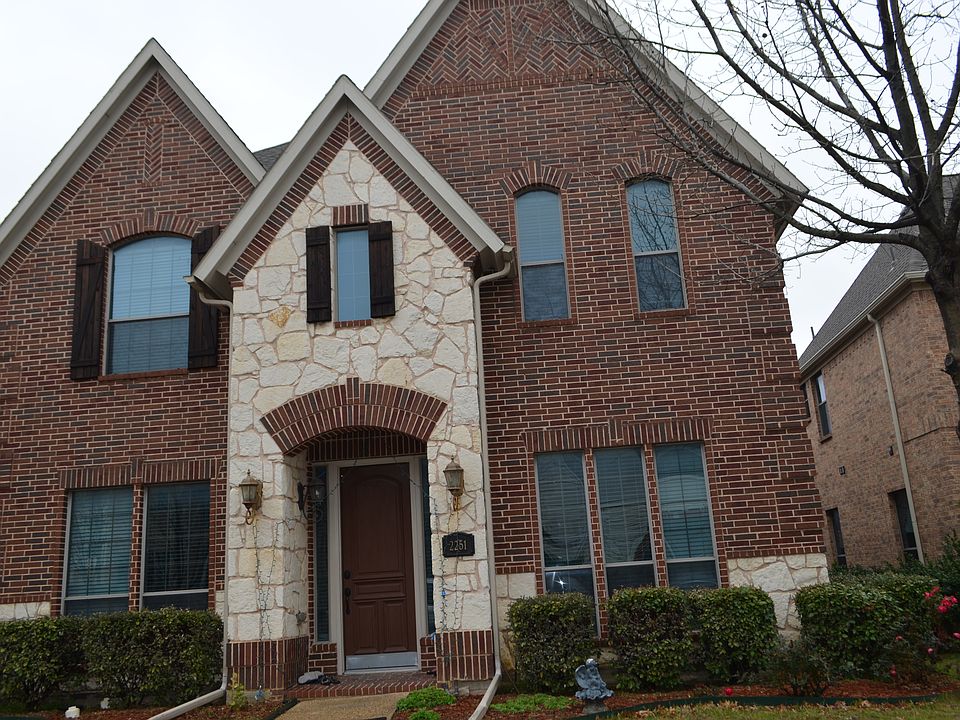 1st image of 2251 Luckenbach Ln