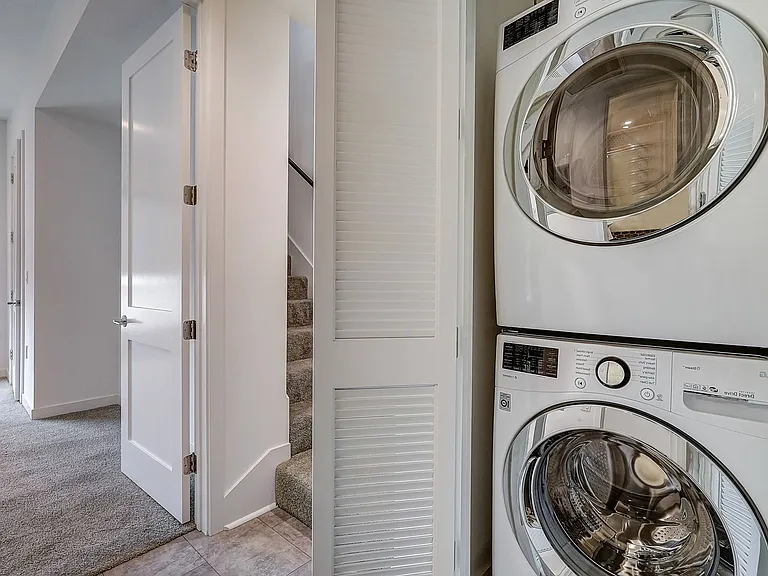 519 N Normandie Ave #6 — Photo 9