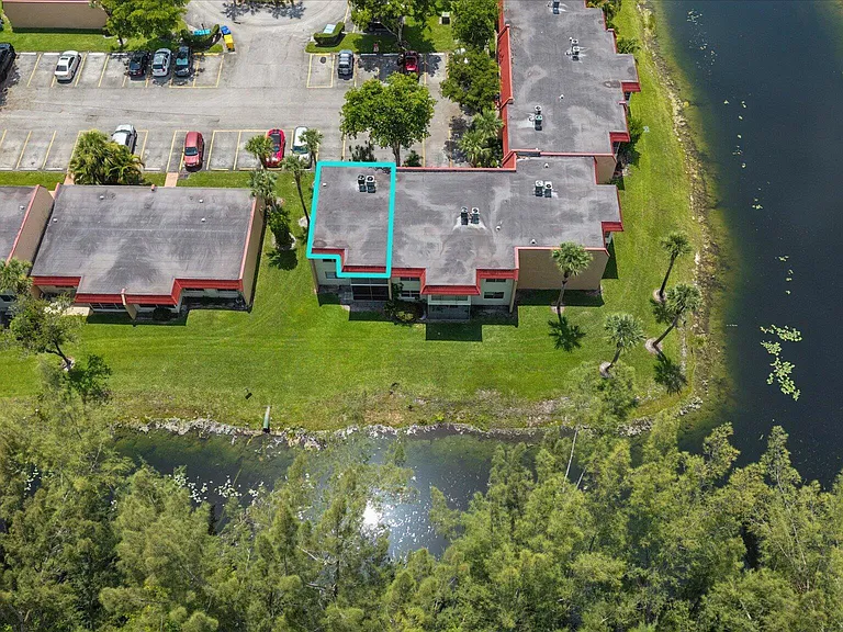 473 Lake Frances Dr — Photo 16