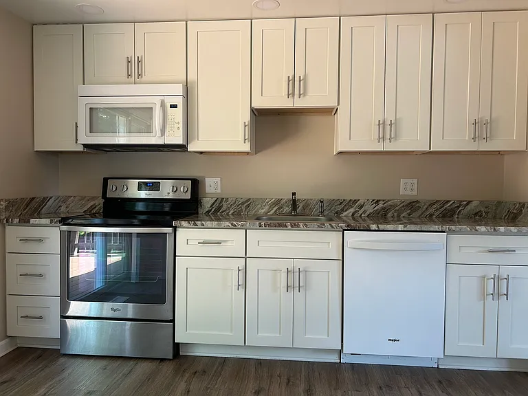 108 Sharbot Ct — Photo 6