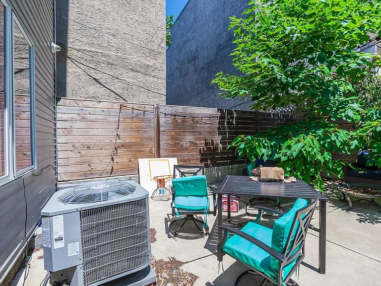 711 N 16th Street — Photo 14